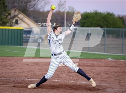 Thumbnail 3 in Collierville @ Arlington photogallery.