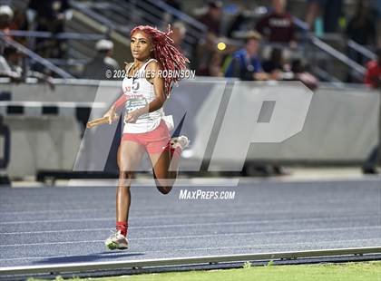 Thumbnail 2 in FHSAA 4A Finals (4 x 400 Meter) photogallery.