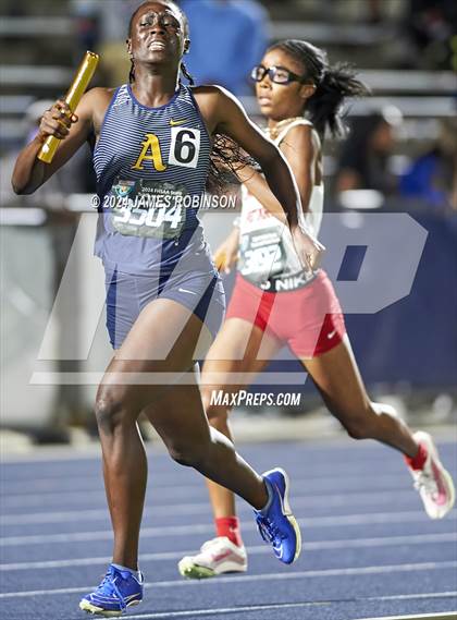 Thumbnail 2 in FHSAA 4A Finals (4 x 400 Meter) photogallery.