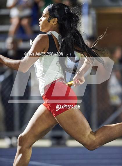 Thumbnail 1 in FHSAA 4A Finals (4 x 400 Meter) photogallery.