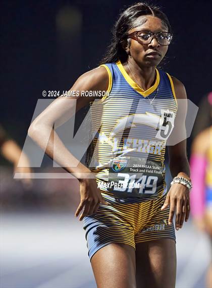 Thumbnail 2 in FHSAA 4A Finals (4 x 400 Meter) photogallery.