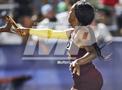 Thumbnail 3 in FHSAA 4A Finals (4 x 400 Meter) photogallery.