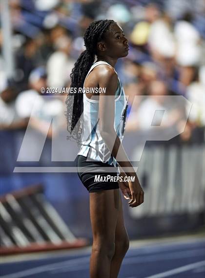 Thumbnail 1 in FHSAA 4A Finals (4 x 400 Meter) photogallery.