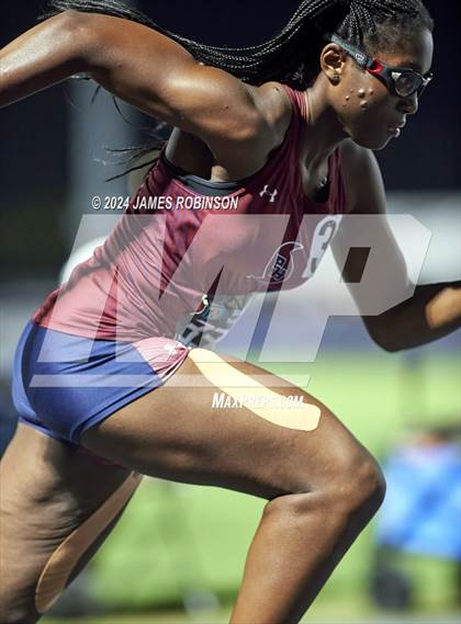 Thumbnail 3 in FHSAA 4A Finals (4 x 400 Meter) photogallery.