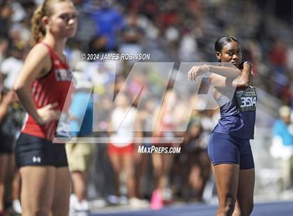 Thumbnail 3 in FHSAA 4A Finals (4 x 400 Meter) photogallery.