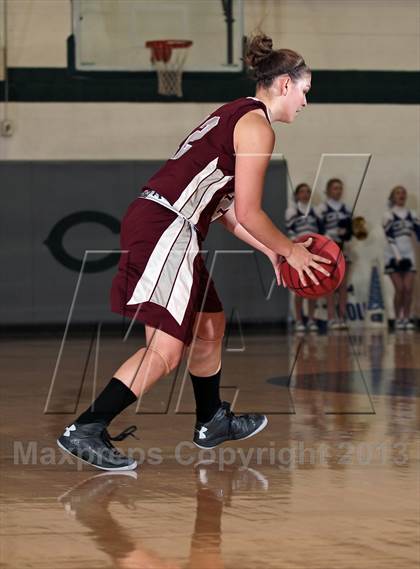 Thumbnail 1 in Alcoa vs. Christian Academy of Knoxville (2AA Region Final) photogallery.