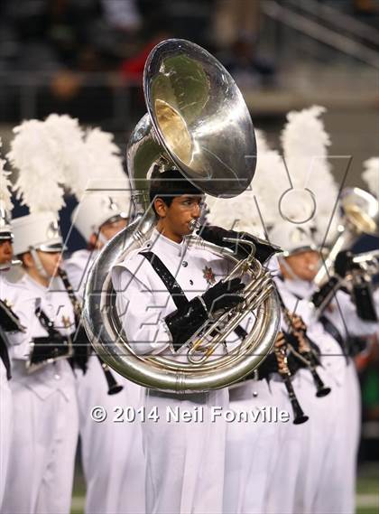 Thumbnail 2 in DeSoto vs. Coppell (UIL 6A Division 1 Region I Bi-District Playoff) photogallery.