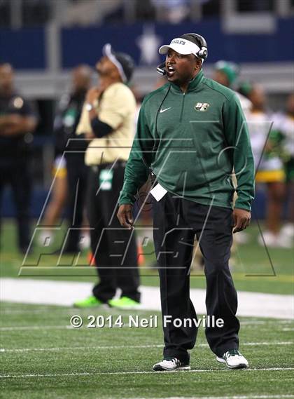Thumbnail 2 in DeSoto vs. Coppell (UIL 6A Division 1 Region I Bi-District Playoff) photogallery.