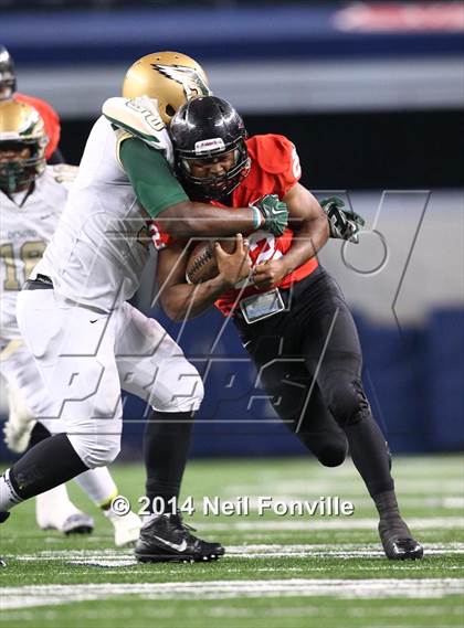 Thumbnail 1 in DeSoto vs. Coppell (UIL 6A Division 1 Region I Bi-District Playoff) photogallery.