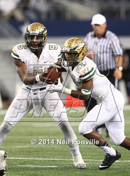 Thumbnail 1 in DeSoto vs. Coppell (UIL 6A Division 1 Region I Bi-District Playoff) photogallery.