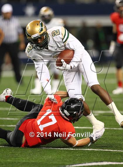Thumbnail 1 in DeSoto vs. Coppell (UIL 6A Division 1 Region I Bi-District Playoff) photogallery.