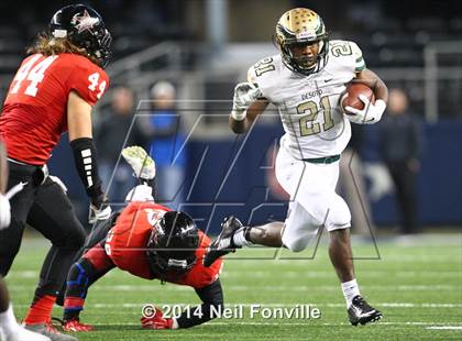 Thumbnail 3 in DeSoto vs. Coppell (UIL 6A Division 1 Region I Bi-District Playoff) photogallery.