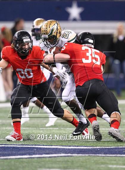 Thumbnail 2 in DeSoto vs. Coppell (UIL 6A Division 1 Region I Bi-District Playoff) photogallery.