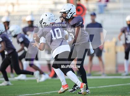 Thumbnail 1 in FR: Sacramento @ Vista del Lago photogallery.