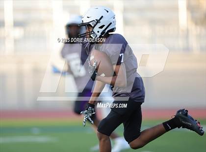 Thumbnail 2 in FR: Sacramento @ Vista del Lago photogallery.