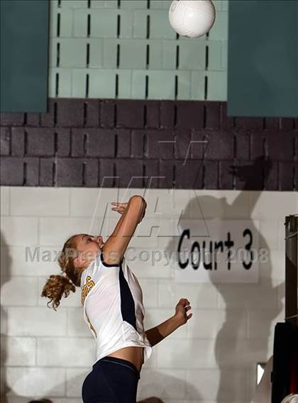 Thumbnail 3 in Katy vs. Stony Point (Nike Volleyball Classic) photogallery.