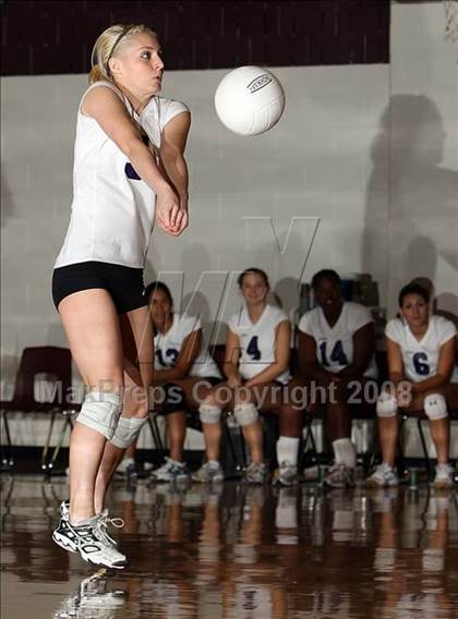Thumbnail 2 in Katy vs. Stony Point (Nike Volleyball Classic) photogallery.