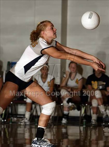 Thumbnail 2 in Katy vs. Stony Point (Nike Volleyball Classic) photogallery.