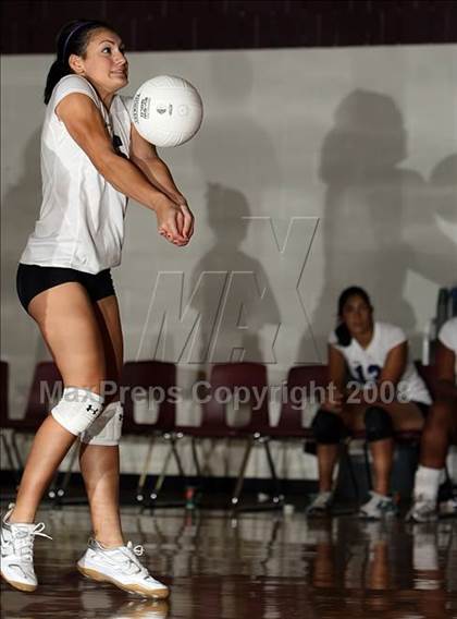 Thumbnail 1 in Katy vs. Stony Point (Nike Volleyball Classic) photogallery.