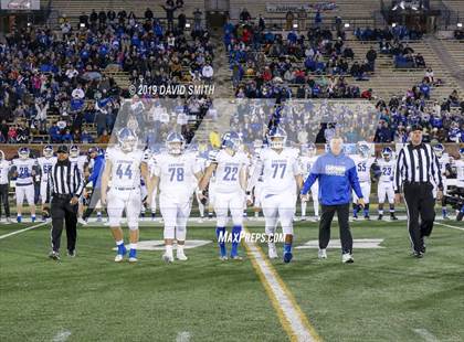 Thumbnail 2 in Jackson vs. Carthage (MSHSAA Class 5 Championship) photogallery.