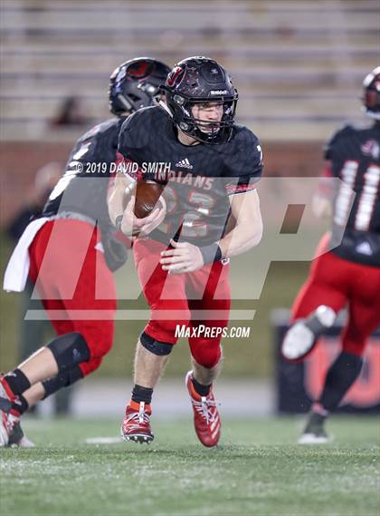 Thumbnail 2 in Jackson vs. Carthage (MSHSAA Class 5 Championship) photogallery.