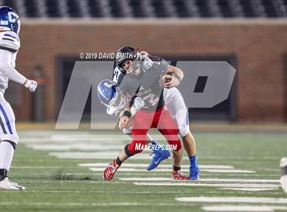Thumbnail 1 in Jackson vs. Carthage (MSHSAA Class 5 Championship) photogallery.