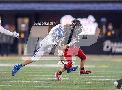 Thumbnail 3 in Jackson vs. Carthage (MSHSAA Class 5 Championship) photogallery.
