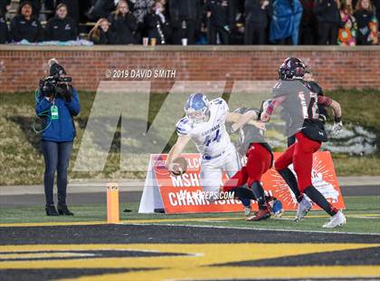 Thumbnail 3 in Jackson vs. Carthage (MSHSAA Class 5 Championship) photogallery.