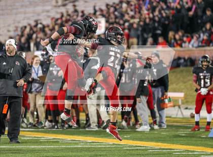 Thumbnail 1 in Jackson vs. Carthage (MSHSAA Class 5 Championship) photogallery.