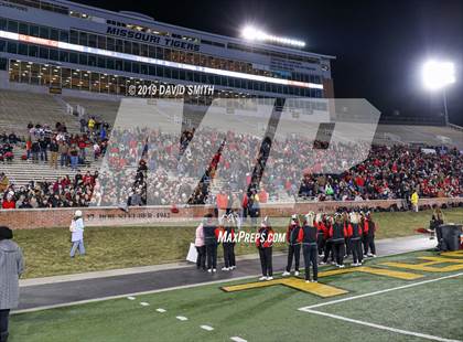 Thumbnail 1 in Jackson vs. Carthage (MSHSAA Class 5 Championship) photogallery.