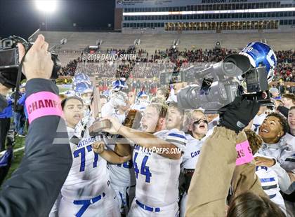 Thumbnail 1 in Jackson vs. Carthage (MSHSAA Class 5 Championship) photogallery.