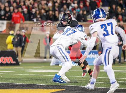 Thumbnail 2 in Jackson vs. Carthage (MSHSAA Class 5 Championship) photogallery.