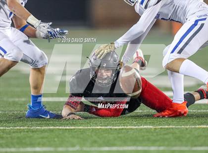 Thumbnail 2 in Jackson vs. Carthage (MSHSAA Class 5 Championship) photogallery.