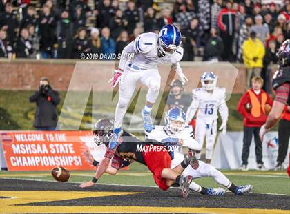 Thumbnail 2 in Jackson vs. Carthage (MSHSAA Class 5 Championship) photogallery.