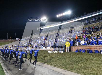 Thumbnail 1 in Jackson vs. Carthage (MSHSAA Class 5 Championship) photogallery.