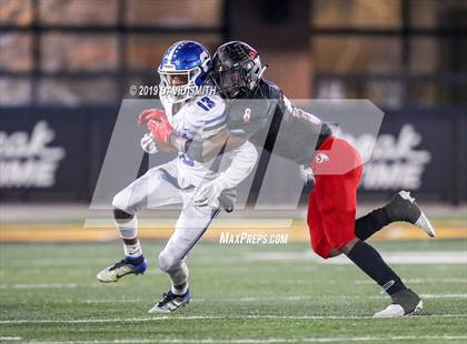 Thumbnail 2 in Jackson vs. Carthage (MSHSAA Class 5 Championship) photogallery.