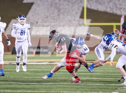 Thumbnail 2 in Jackson vs. Carthage (MSHSAA Class 5 Championship) photogallery.