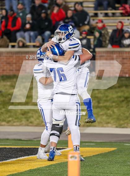 Thumbnail 3 in Jackson vs. Carthage (MSHSAA Class 5 Championship) photogallery.