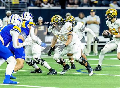 Thumbnail 2 in Malakoff @ Brock (UIL 3A Division 1 State Semifinal) photogallery.