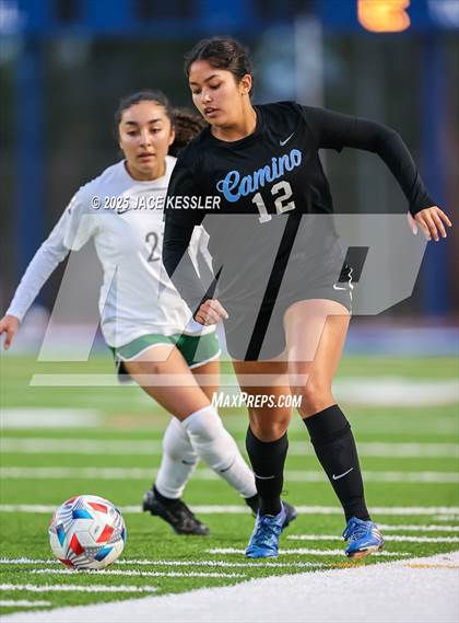Thumbnail 2 in Granada Hills Charter @ El Camino Real photogallery.