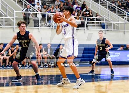 Thumbnail 1 in O'Connor vs. Warren photogallery.