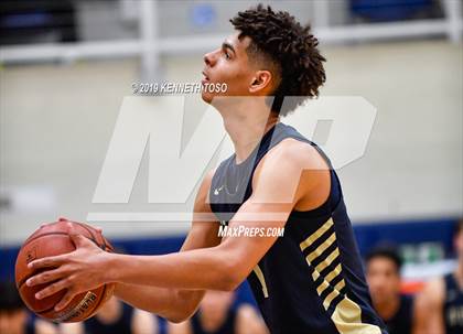 Thumbnail 1 in O'Connor vs. Warren photogallery.
