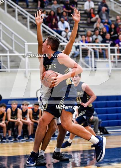 Thumbnail 1 in O'Connor vs. Warren photogallery.