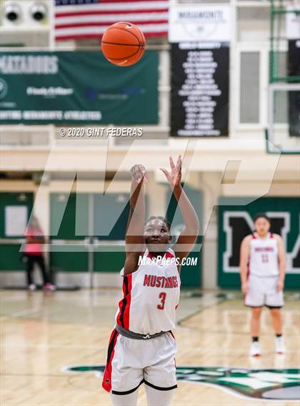 Thumbnail 2 in American vs. Monte Vista (Contra Costa Challenge) photogallery.