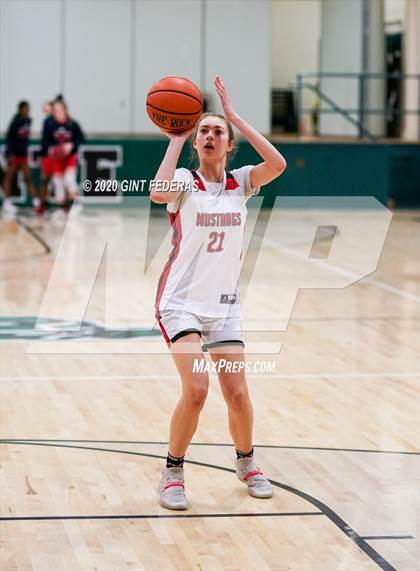 Thumbnail 3 in American vs. Monte Vista (Contra Costa Challenge) photogallery.