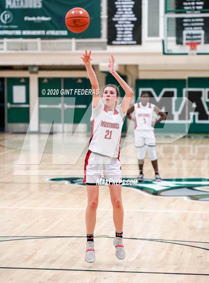 Thumbnail 3 in American vs. Monte Vista (Contra Costa Challenge) photogallery.