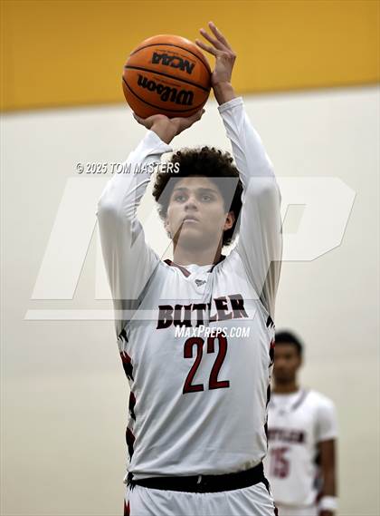 Thumbnail 2 in Butler vs Nation Ford (at Independence) photogallery.