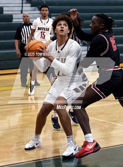 Thumbnail 1 in Butler vs Nation Ford (at Independence) photogallery.