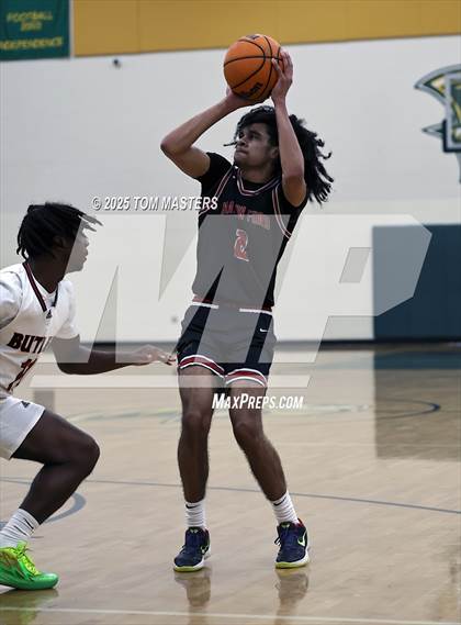 Thumbnail 2 in Butler vs Nation Ford (at Independence) photogallery.