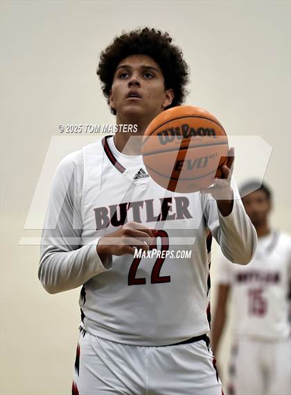 Thumbnail 3 in Butler vs Nation Ford (at Independence) photogallery.